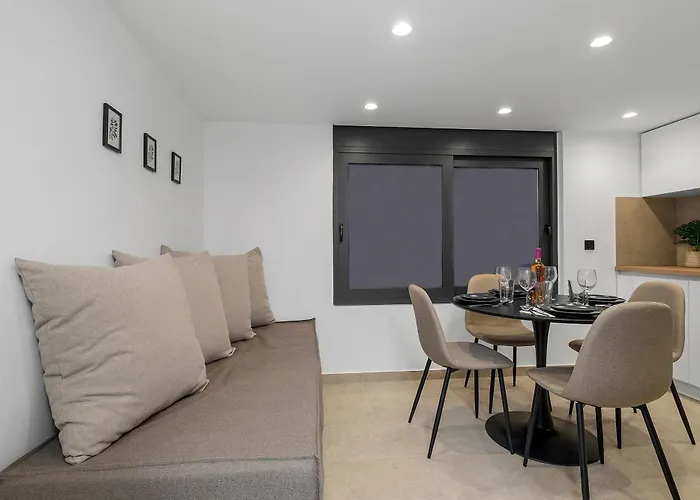 San Marino Luxury #2 *