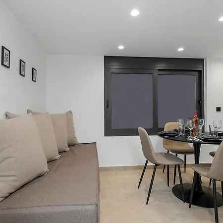 San Marino Luxury #2 *